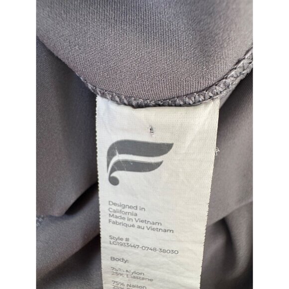 Fabletics Small Silver Grey Leggings/Capris  Stretchy Performance Wear - Picture 2 of 11